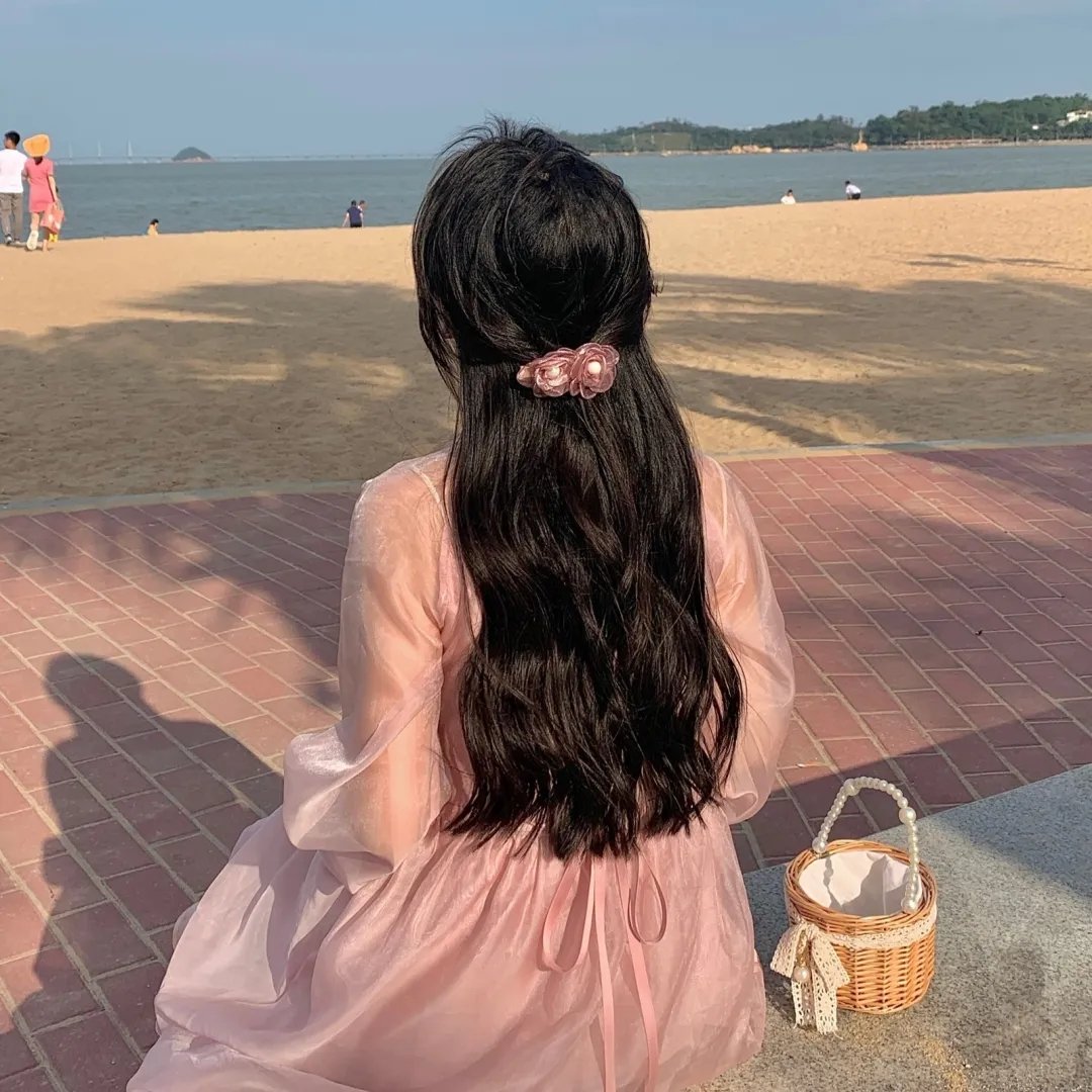 艾拉和阿弼海报
